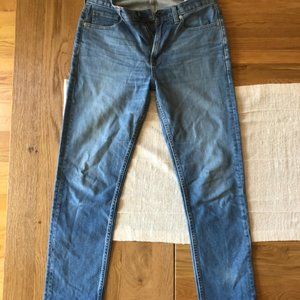 Everlane "The Modern Boyfriend Jean" size 27 / Mid Blue